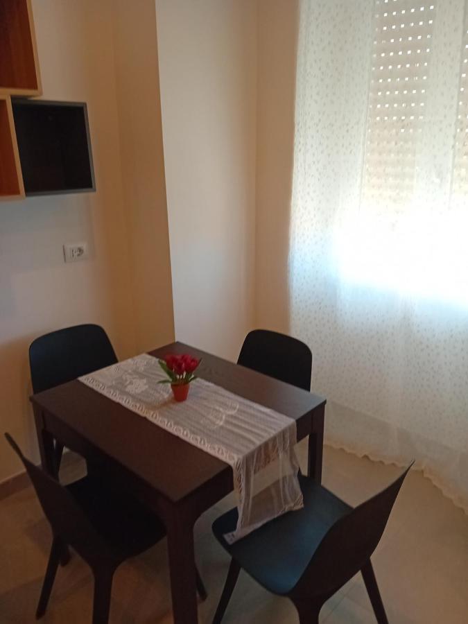Alessya Delux Apartment Ladispoli Bagian luar foto